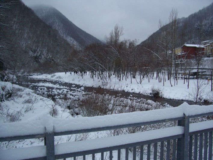  Image name: molino 2008 293.jpg 
 width: 708 pixel 
 height: 532 pixel 
 Size: 109498 bytes 
 Click to enlarge 